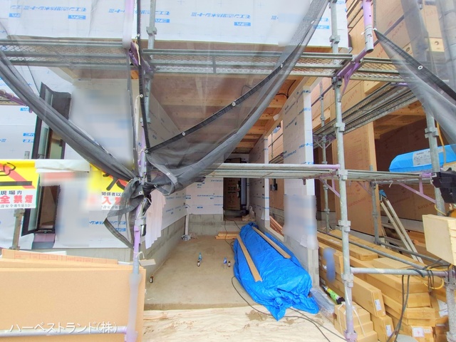 神奈川県横浜市神奈川区三ツ沢下町の新築戸建てシート写真 2025年9月3日撮影