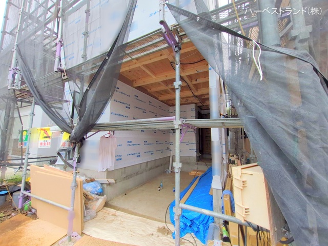 神奈川県横浜市神奈川区三ツ沢下町の新築戸建てシート写真 2025年9月3日撮影