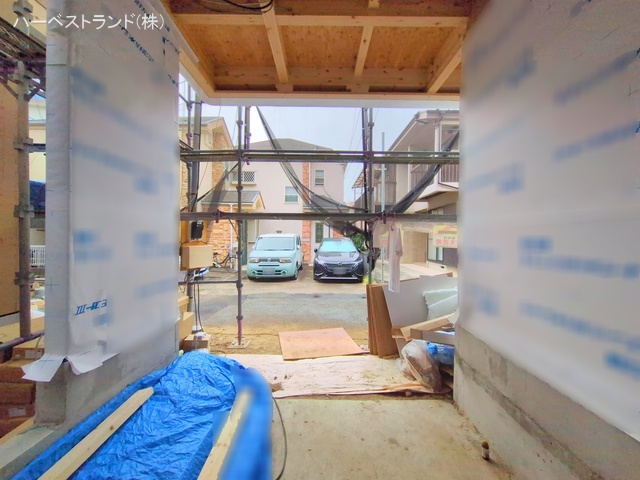 神奈川県横浜市神奈川区三ツ沢下町の新築戸建てシート写真 2025年9月3日撮影