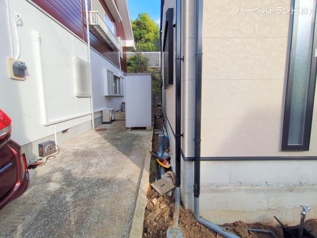 神奈川県横浜市神奈川区三ツ沢下町の新築戸建て外構写真 2025年11月3日撮影