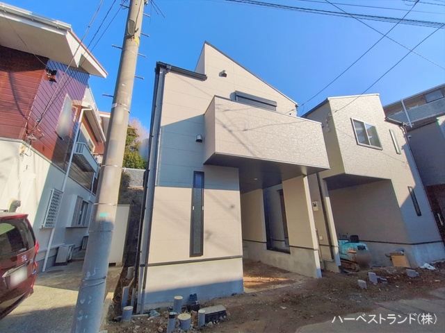 神奈川県横浜市神奈川区三ツ沢下町の新築戸建て外構写真 2026年1月4日撮影