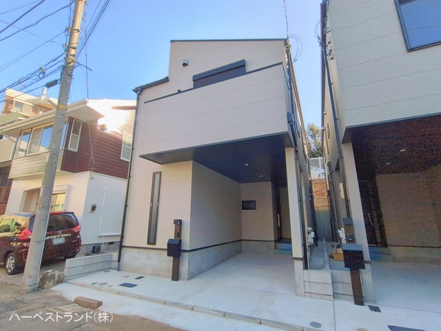 神奈川県横浜市神奈川区三ツ沢下町の新築戸建て完成写真 2026年1月29日撮影