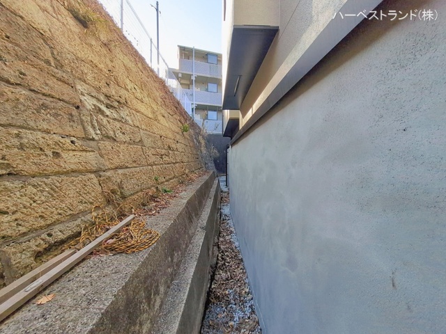 神奈川県横浜市神奈川区三ツ沢下町の新築戸建て完成写真 2026年1月29日撮影