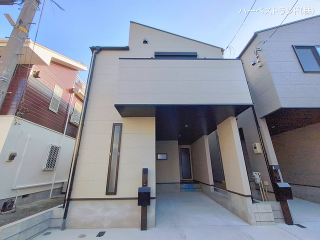 神奈川県横浜市神奈川区三ツ沢下町の新築戸建て完成写真 2026年1月29日撮影