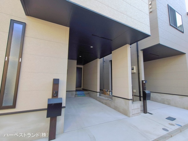 神奈川県横浜市神奈川区三ツ沢下町の新築戸建て完成写真 2026年1月29日撮影