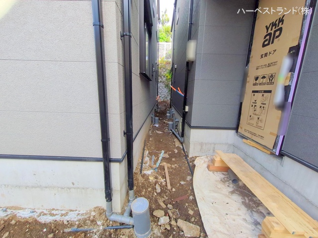 神奈川県横浜市神奈川区三ツ沢下町の新築戸建て外構写真 2025年11月3日撮影