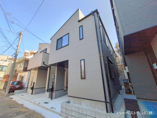 神奈川県横浜市神奈川区三ツ沢下町の新築戸建て完成写真 2026年1月29日撮影