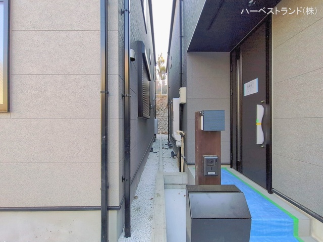 神奈川県横浜市神奈川区三ツ沢下町の新築戸建て完成写真 2026年1月29日撮影