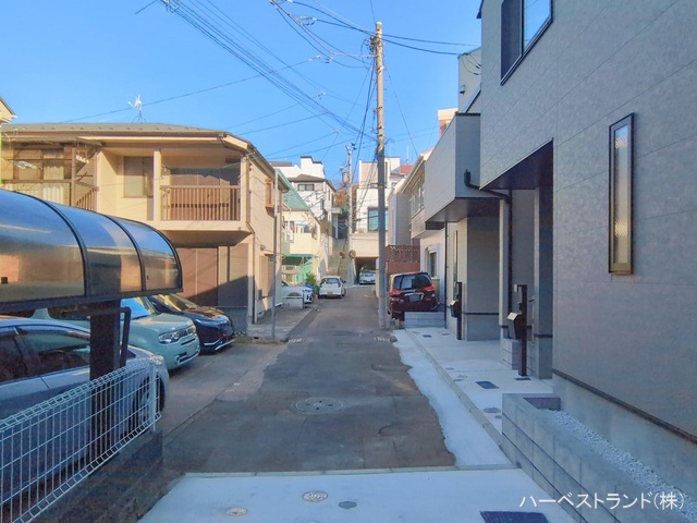 神奈川県横浜市神奈川区三ツ沢下町の新築戸建て完成写真 2026年1月29日撮影