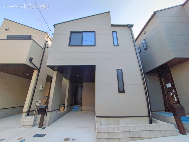 神奈川県横浜市神奈川区三ツ沢下町の新築戸建て完成写真 2026年1月29日撮影