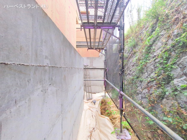 神奈川県横浜市神奈川区三ツ沢下町の新築戸建て上棟写真 2025年9月3日撮影