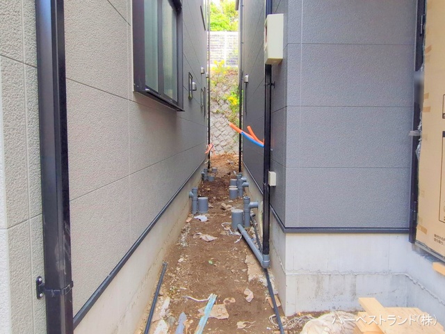 神奈川県横浜市神奈川区三ツ沢下町の新築戸建て外構写真 2025年11月3日撮影