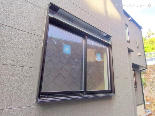 神奈川県横浜市神奈川区三ツ沢下町の新築戸建て外構写真 2025年11月3日撮影