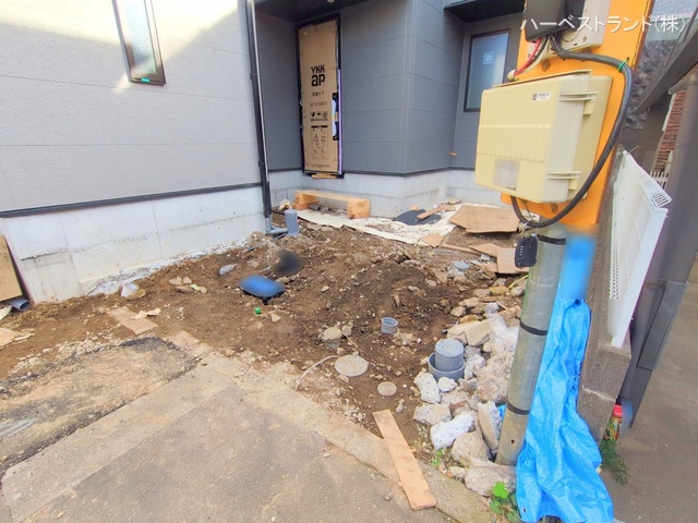 神奈川県横浜市神奈川区三ツ沢下町の新築戸建て外構写真 2025年11月3日撮影