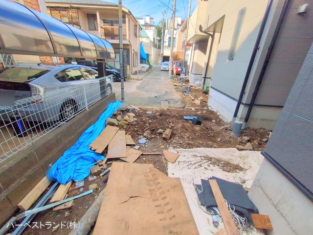 神奈川県横浜市神奈川区三ツ沢下町の新築戸建て外構写真 2025年11月3日撮影