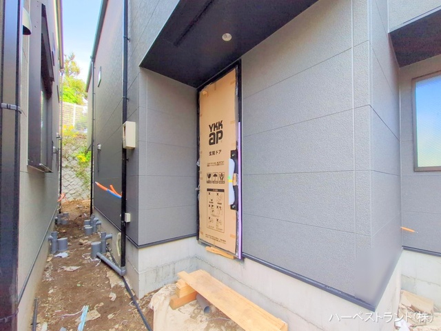 神奈川県横浜市神奈川区三ツ沢下町の新築戸建て外構写真 2025年11月3日撮影