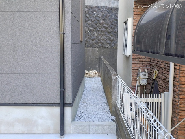 神奈川県横浜市神奈川区三ツ沢下町の新築戸建て完成写真 2026年1月29日撮影