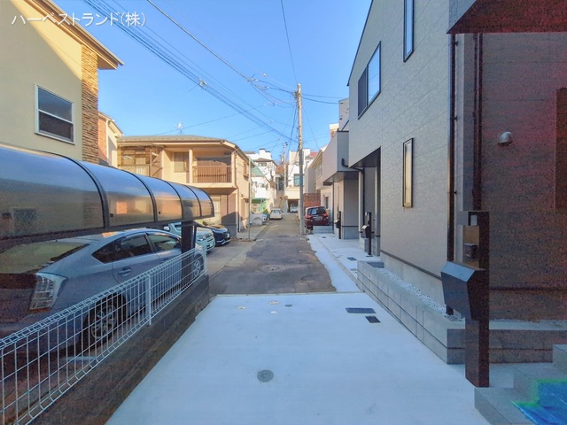 神奈川県横浜市神奈川区三ツ沢下町の新築戸建て完成写真 2026年1月29日撮影