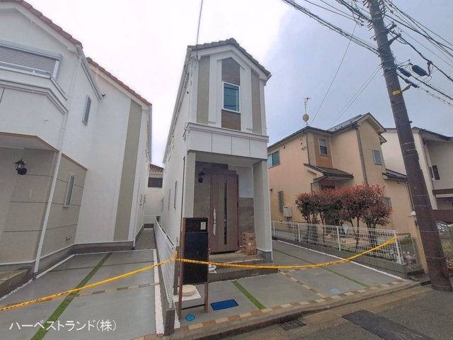 新築戸建て 横浜市瀬谷区宮沢2丁目8期 3号棟 完成