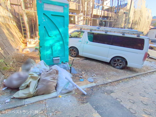 神奈川県横浜市港北区下田町3丁目の新築戸建て外構写真 2025年12月11日撮影