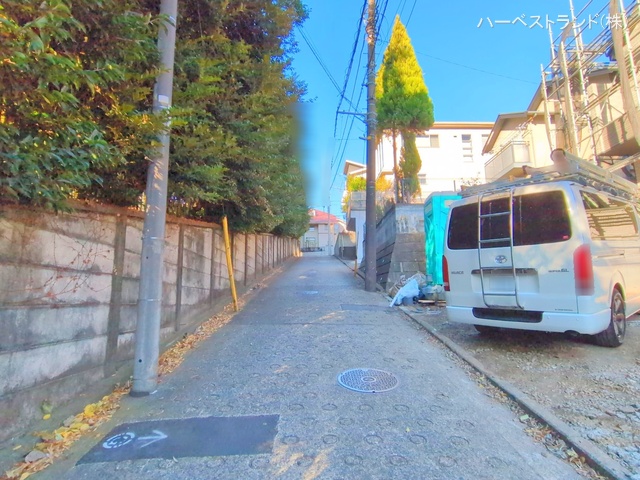 神奈川県横浜市港北区下田町3丁目の新築戸建て外構写真 2025年12月11日撮影