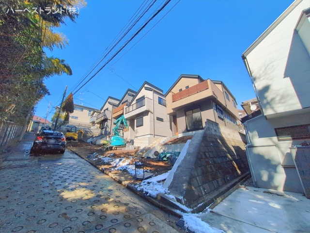 神奈川県横浜市港北区下田町３丁目の新築戸建て外構写真 2026年2月8日撮影