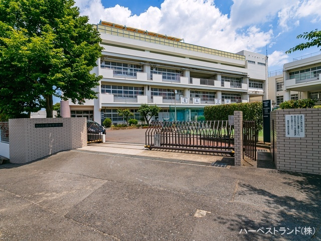 横浜市立錦台中学校