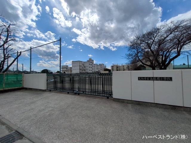 大和市立南林間小学校　距離240m