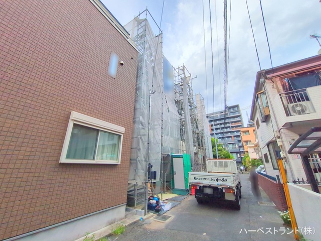 神奈川県川崎市中原区小杉御殿町２丁目の新築戸建てシート写真 2025年9月21日撮影