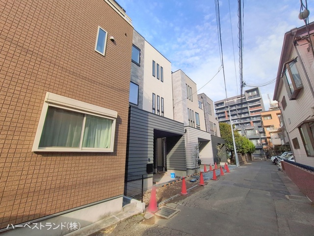 神奈川県川崎市中原区小杉御殿町２丁目の新築戸建て外構写真 2026年1月4日撮影