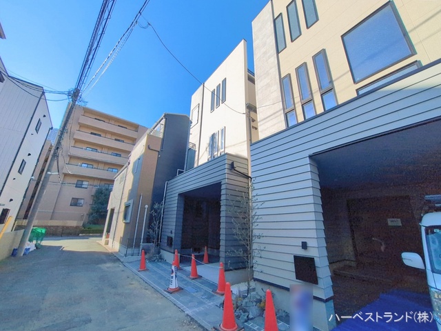 神奈川県川崎市中原区小杉御殿町2丁目の新築戸建て完成写真 2026年1月28日撮影