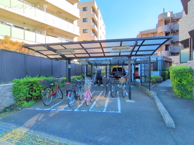 神奈川県相模原市南区上鶴間本町4丁目のマンション『ライオンズガーデン相模大野』外観写真 2024年11月28日撮影