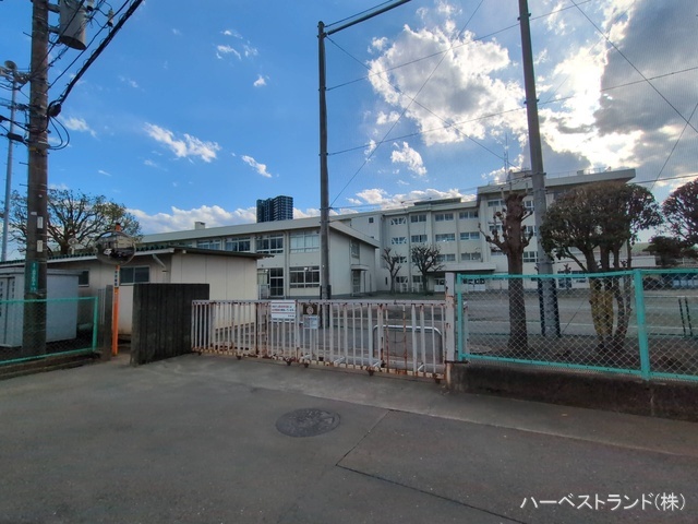 相模原市立谷口中学校 距離300m