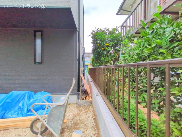 神奈川県川崎市高津区明津の新築戸建て外構写真 2025年11月5日撮影