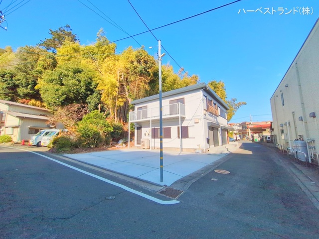 神奈川県横浜市青葉区元石川町の中古戸建て完成写真 2025年12月7日撮影