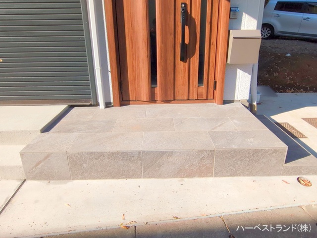 神奈川県横浜市青葉区元石川町の中古戸建て完成写真 2025年12月7日撮影