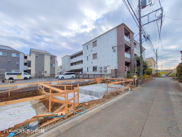神奈川県川崎市幸区小倉５丁目の新築戸建て基礎写真 2025年12月21日撮影