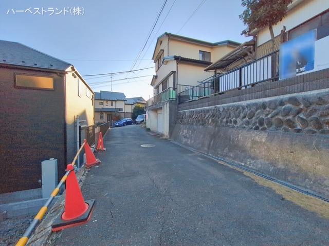 神奈川県横浜市瀬谷区阿久和東2丁目の新築戸建て外構写真 2026年1月6日撮影