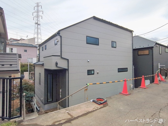 神奈川県横浜市瀬谷区阿久和東２丁目の新築戸建て外構写真 2026年2月9日撮影
