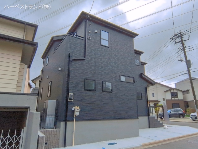 横浜市青葉区荏田西2丁目（戸建）01 完成