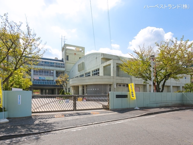 神奈川県横浜市青葉区荏田西２丁目の新築戸建て周辺 横浜市立荏田西小学校　距離700m