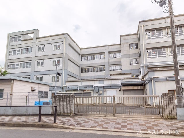 川崎市立高津小学校