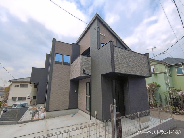 神奈川県横浜市泉区新橋町の新築戸建て完成写真 2026年3月29日撮影