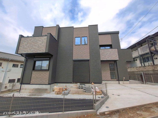 神奈川県横浜市泉区新橋町の新築戸建て完成写真 2026年3月29日撮影