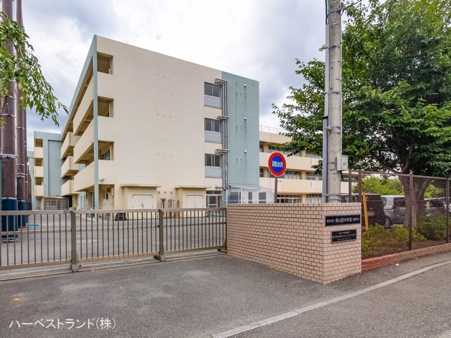 横浜市立東山田中学校