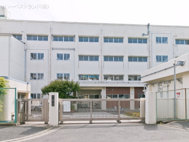横浜市立新橋小学校