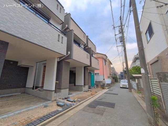 新築戸建て 鹿島田25 B号棟 外構