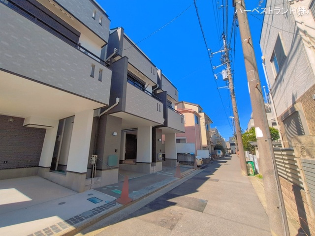 新築戸建て 鹿島田25 B号棟 外構