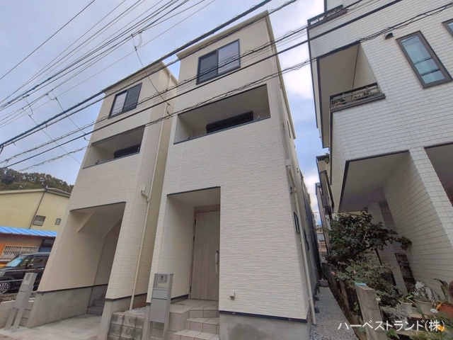 川崎市高津区蟹ケ谷（戸建）B 完成