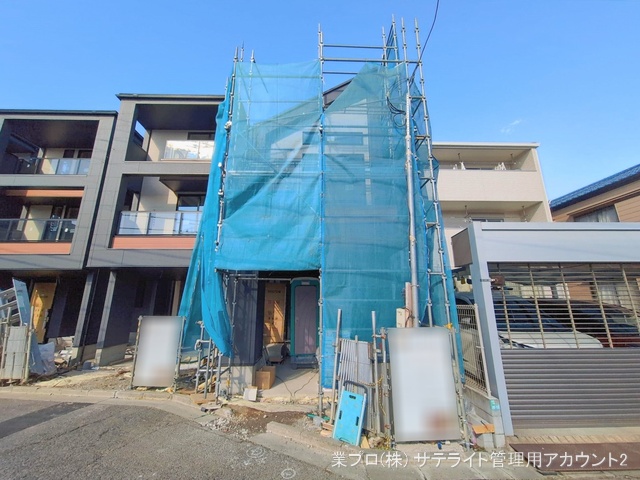 東京都江戸川区上篠崎２丁目の新築戸建てシート写真 2026年2月8日撮影